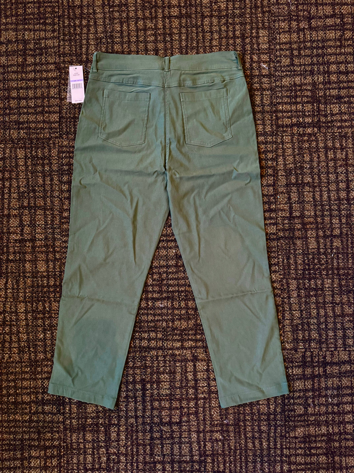 New With Tags, Nanette Nanette Lepore Women's Freedom Stretch Flattering Pant with Slit Back Pockets