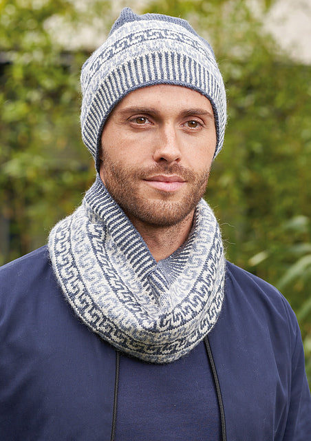 A Rowan Island Blend Fine Pattern - Hawke Cowl (PDF)