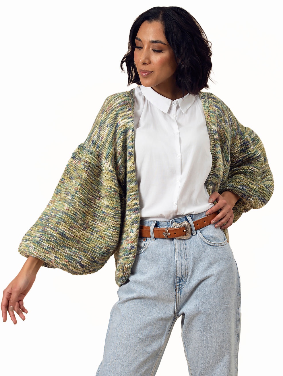 An Amano Knitting Pattern FREE - Amaia Cardigan (PDF)