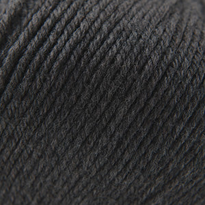 Cascade 220 Superwash - Charcoal (Color #900)