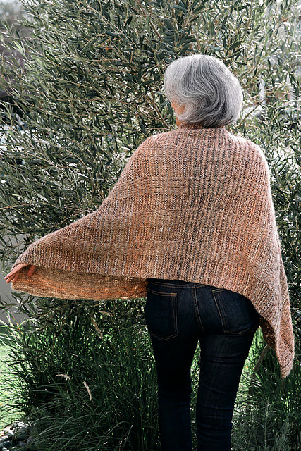 FREE with Purchase of THREE balls of Trendsetter Kinsale  - Garter Ribbed Wrap (PDF)