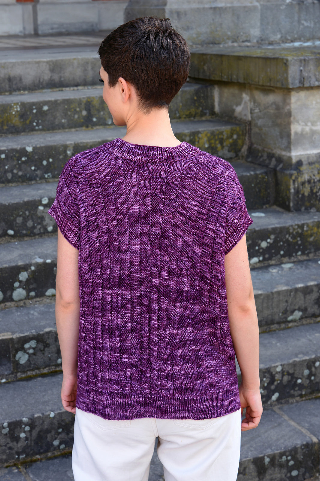 An Araucania Huasco DK Kettle Dyes Pattern - Bogota Slipover (PDF)