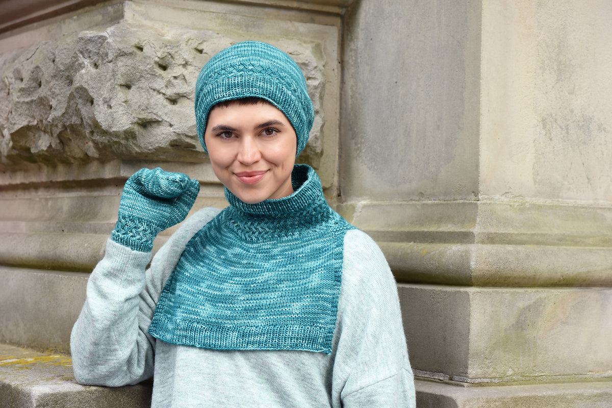 An Araucania Huasco DK Kettle Dyes Pattern - Cali (PDF)