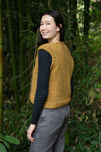 A FREE Cascade 220 Grande Pattern - Ferntail Vest (PDF)
