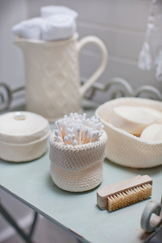 A Churchmouse Yarns and Teas Pattern - Crocheted Baskets (PDF)