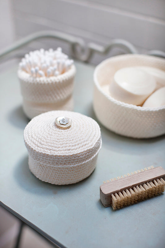 A Churchmouse Yarns and Teas Pattern - Crocheted Baskets (PDF)