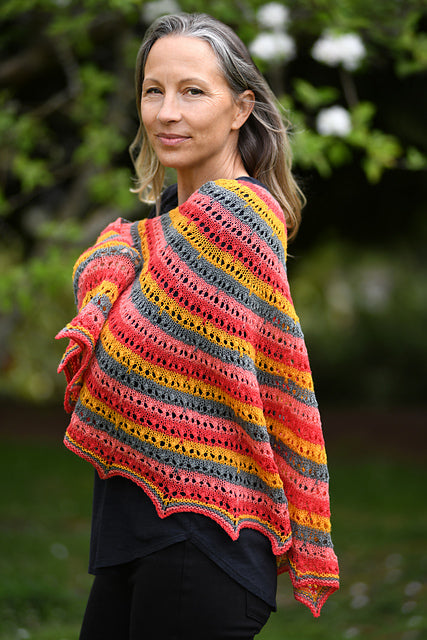 A FREE Cascade 220 Fingering Pattern - Bright Burst Shawl (PDF)