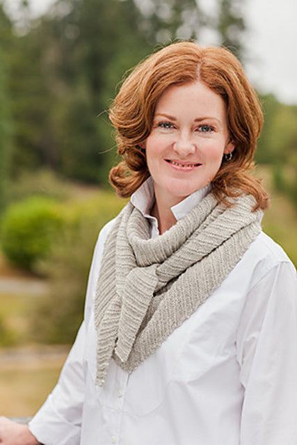 A Churchmouse Yarns and Teas Pattern - Racing Raindrops Scarf (PDF)