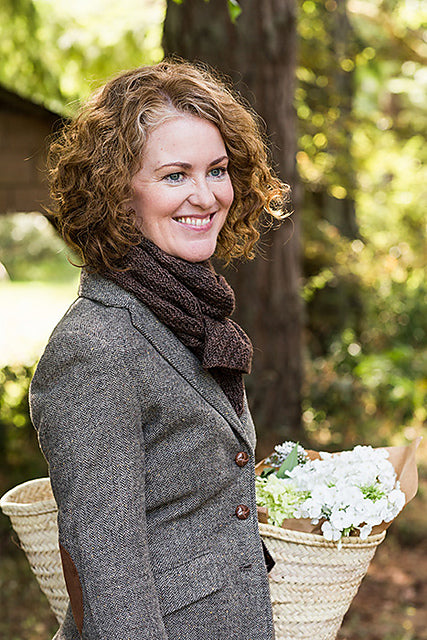 A Churchmouse Yarns and Teas Pattern - Walking Rib Cowl & Muffler (PDF)