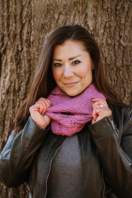 A FREE Yarn Citizen Pattern - Leafy Blossom Cowl (PDF)