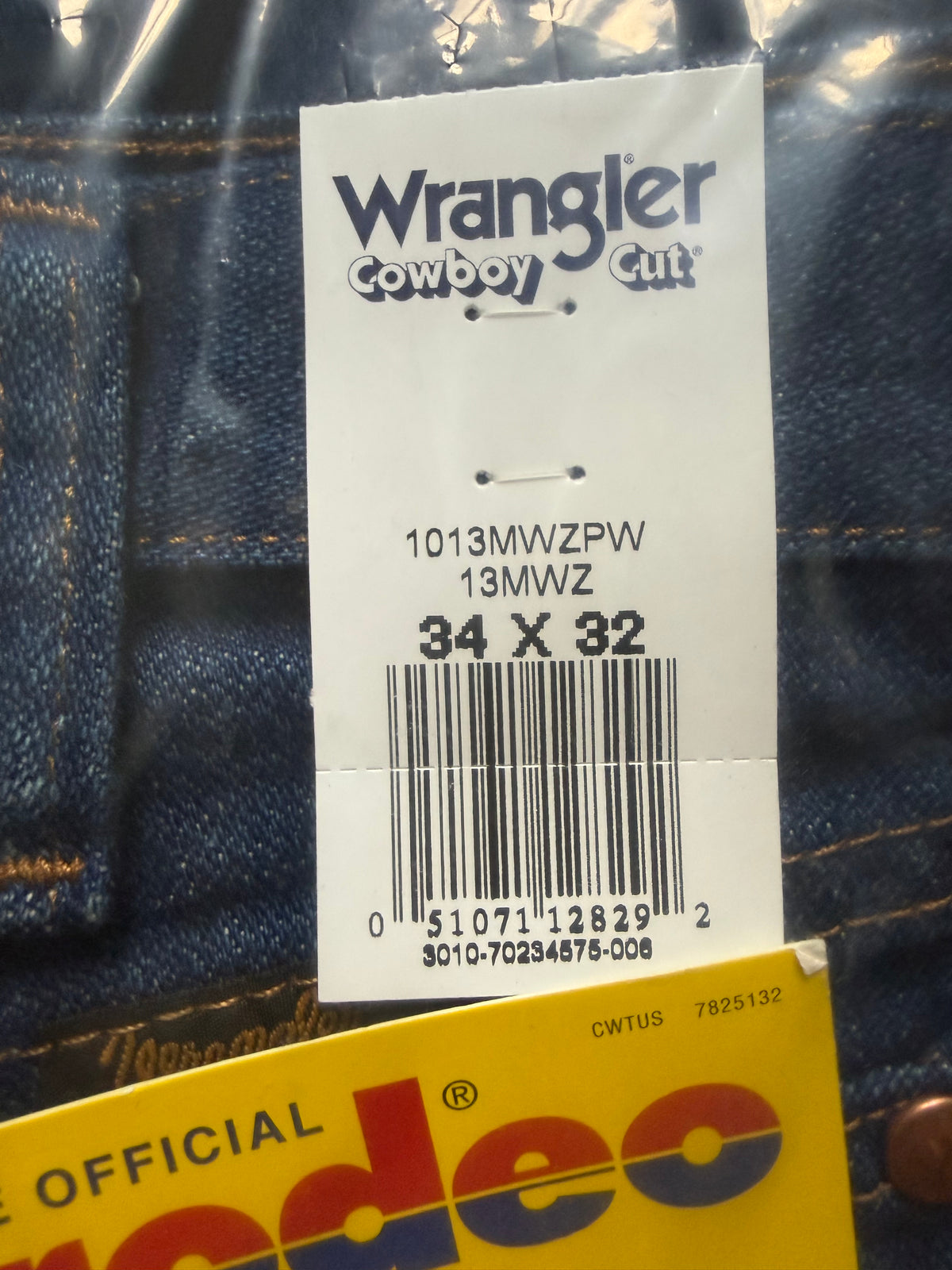 New w/ Small Discoloration on Leg - Wrangler Men's 13MWZ Cowboy Cut Original Fit Jean, 34 x 32