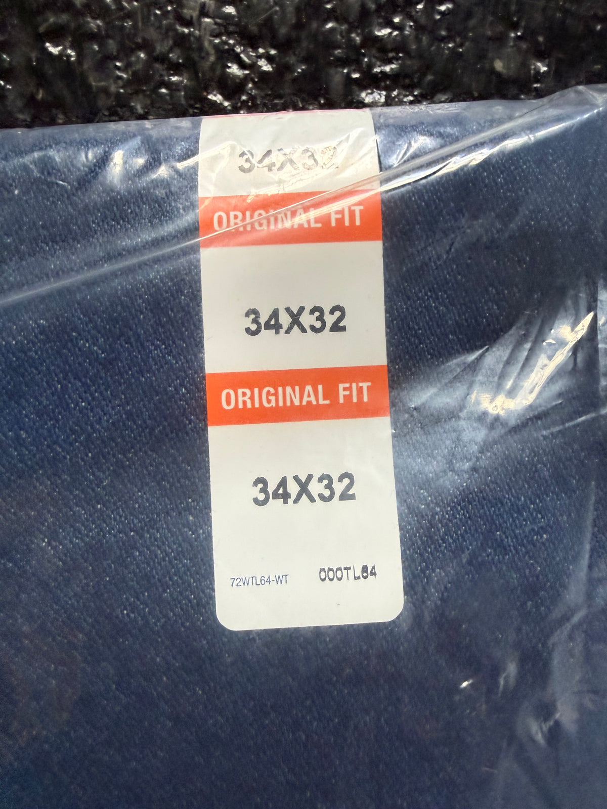 New w/ Small Discoloration on Leg - Wrangler Men's 13MWZ Cowboy Cut Original Fit Jean, 34 x 32