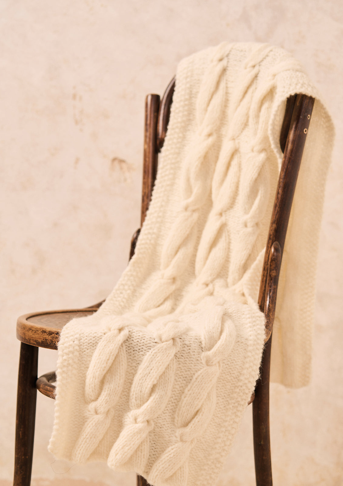 A Rowan Brushed Fleece Pattern - Snow Wrap (PDF)
