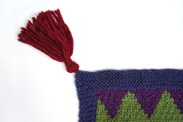 A FREE Cascade 220 Pattern - Striped Pattern Blanket (PDF)