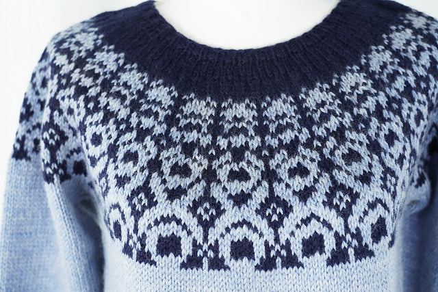 A FREE Cascade 220 Pattern - First Frost Pullover (PDF)