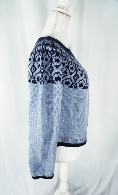 A FREE Cascade 220 Pattern - First Frost Pullover (PDF)