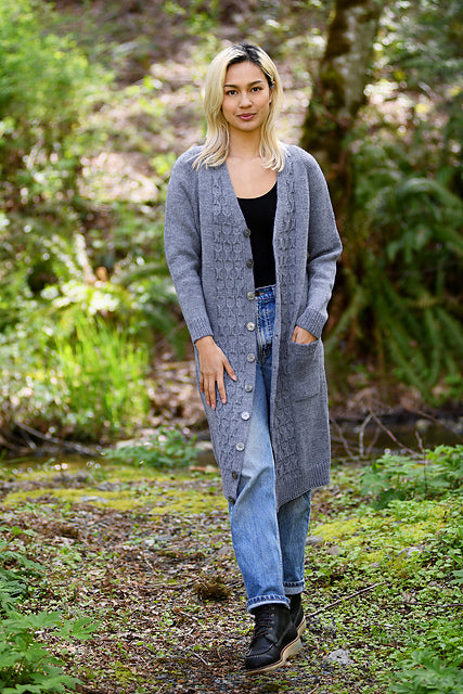 A FREE Cascade 220 Pattern - Stockton Cardigan (PDF)