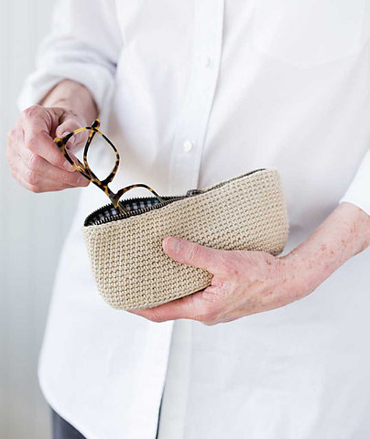 A Churchmouse Yarns and Teas Pattern - Oval Crocheted Bucket Bags & Pouches (PDF)