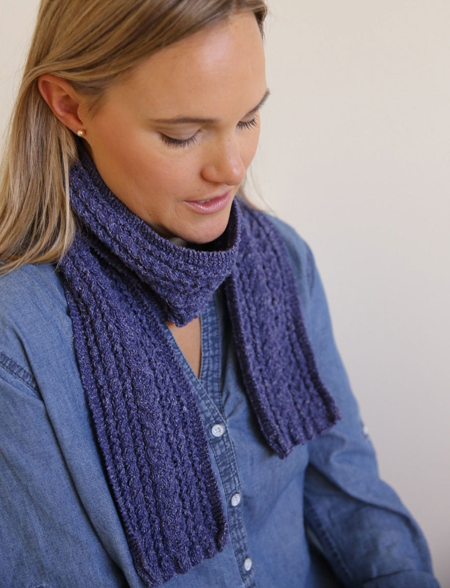 Minny - FREE with purchases of 2 or More skeins of Rustic Lace (PDF File)