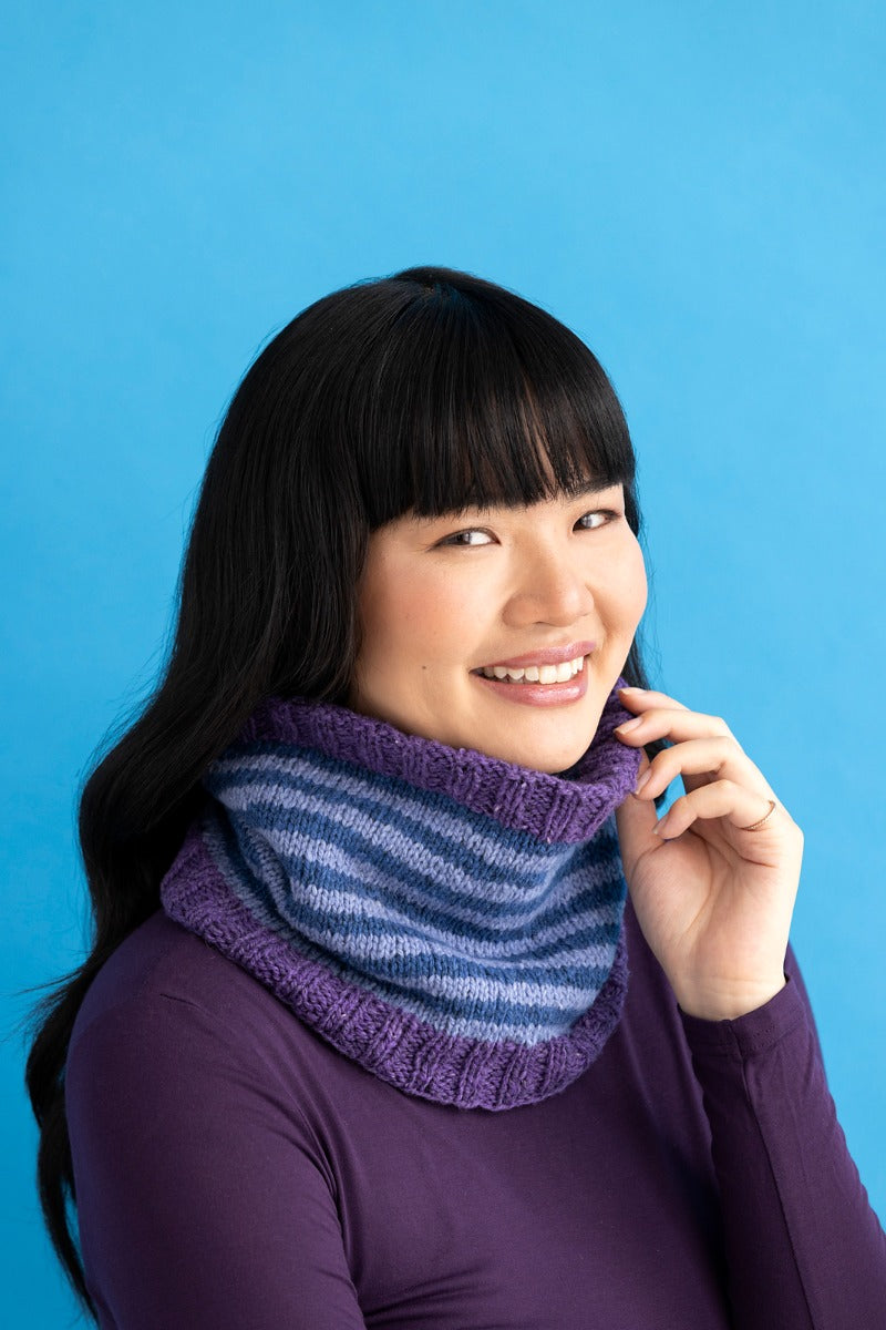 A Queensland Kathmandu DK 100 Pattern - Hanne Cowl  (PDF)