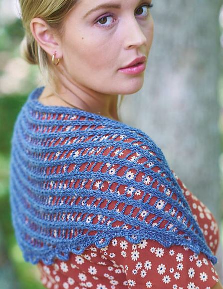 Keris Scarf - FREE with Purchase of 2 or More Skeins of Cambria (PDF)