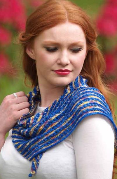 An Araucania Nuble Pattern - Linn Wrap (PDF)