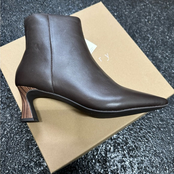 New In Box, Sanctuary Women's Sleek Ankle Boot New w/ Box Size 11, Dark Brown