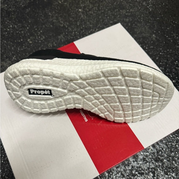 Propét Women's Unite Slip-On Sneaker - Size 5.5