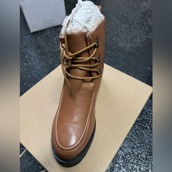Gentle Souls by Kenneth Cole Women's Bristol Wallaby Boot - Size 11