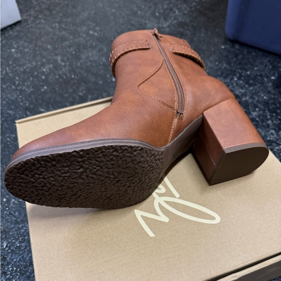 ZODIAC Women's Rexx Boot New w/ Box Cognac Brown Size 11