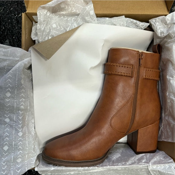 ZODIAC Women's Rexx Boot New w/ Box Cognac Brown Size 11