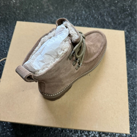 Gentle Souls by Kenneth Cole Women's Bristol Wallaby Boot - Size 5