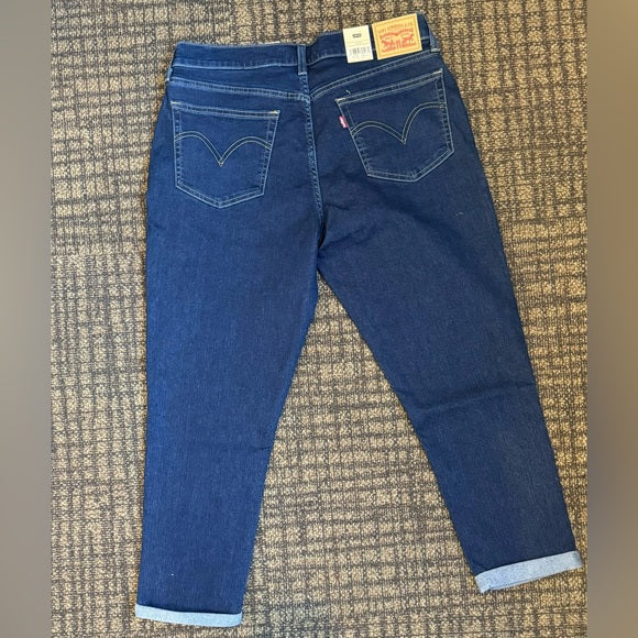 New w/ Tags Levi's Women's Mid Rise Boyfriend Dark Wash Jean Size 31X27