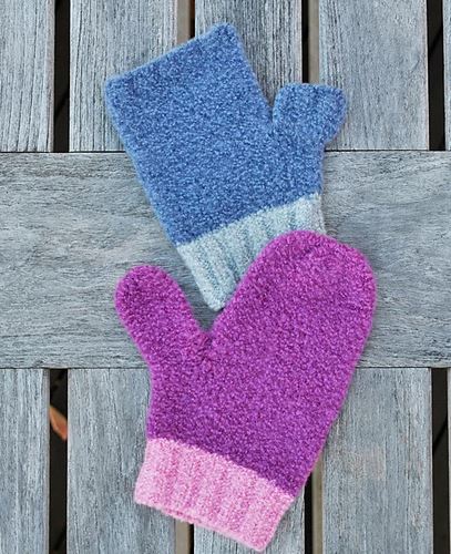 A FREE HiKoo Trenzado Pattern - Felt n' Fit Mitts