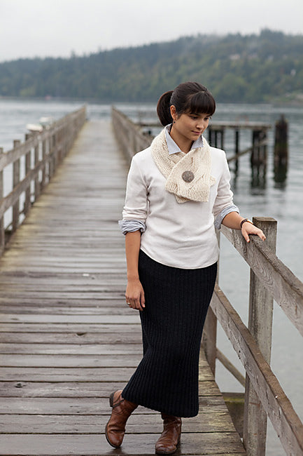 A Churchmouse Yarns and Teas Pattern - Reversible Cable Neck Wrap & Scarf (PDF)
